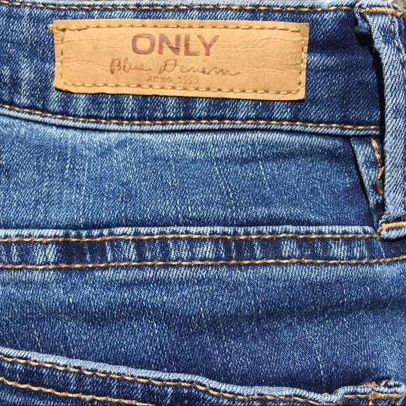 Only Brand Skinny Jeans with Feather Embroidery - Picture 13 of 16